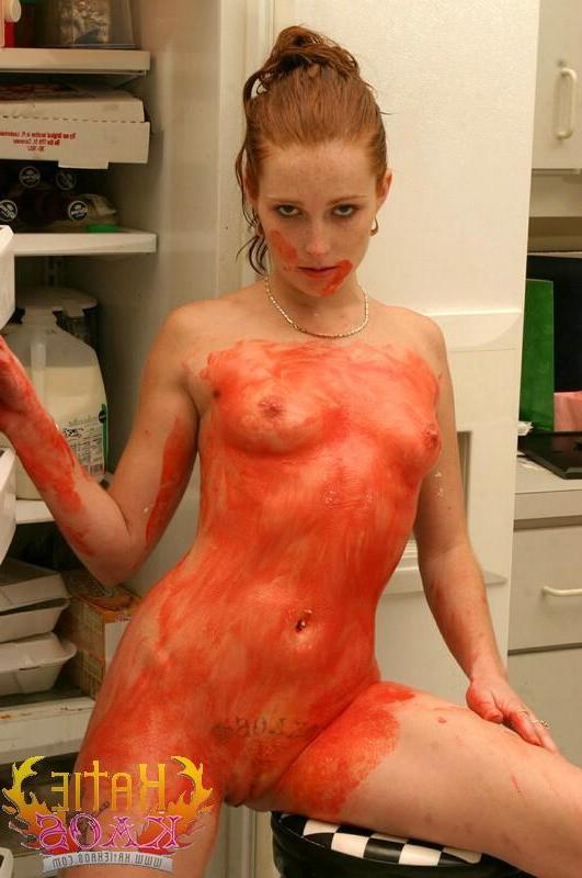20P Pictures of teen Katie Kaos making a mess in the kitchen
