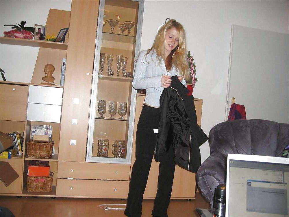 18P Die Freundinnen meiner Tochter hier Lena