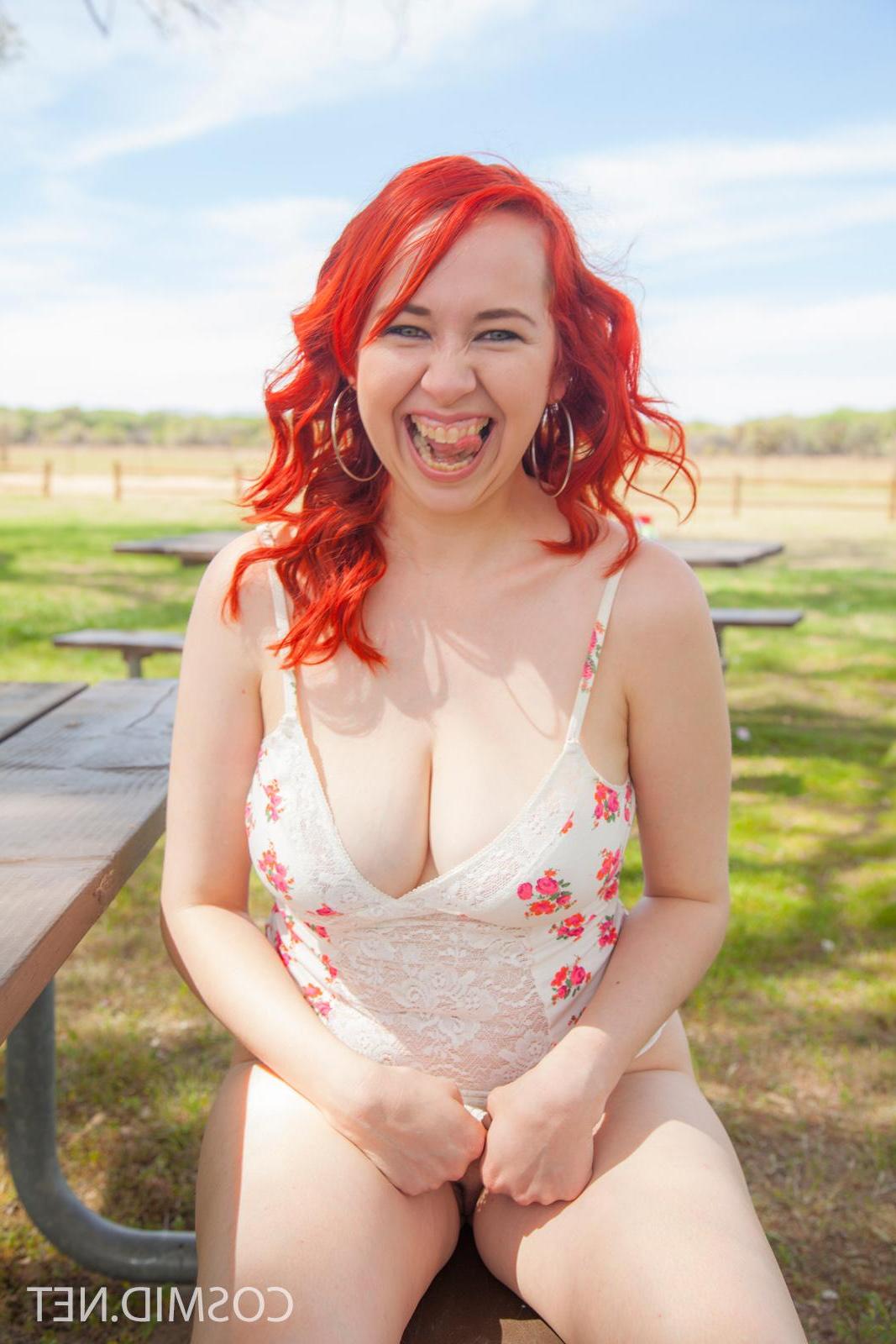16P Busty redhead Alisyn Carliene shows you her boobs and pussy outside
