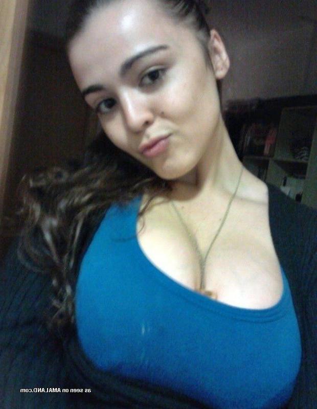 14P Compilation of a sexy heavy-chested honey camwhoring