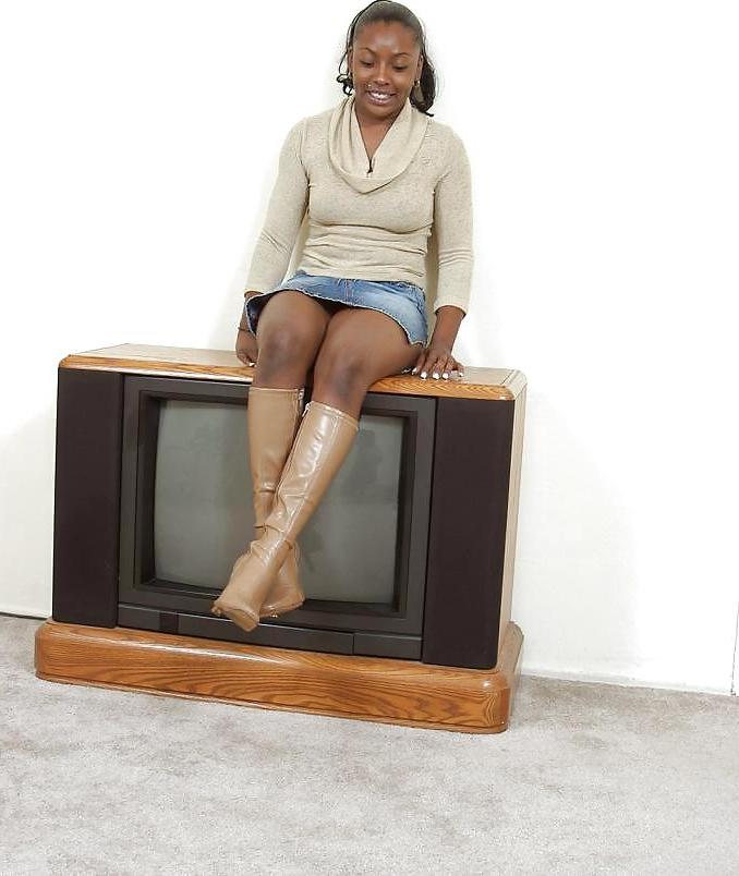 25P EBONY BEAUTY - NADIA