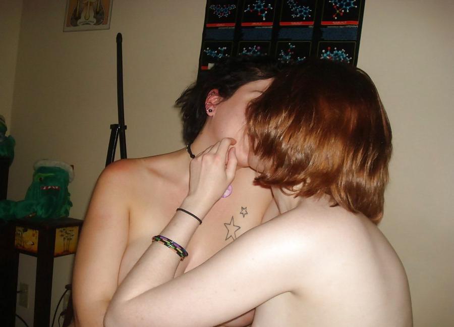 20P Teen Lesbians