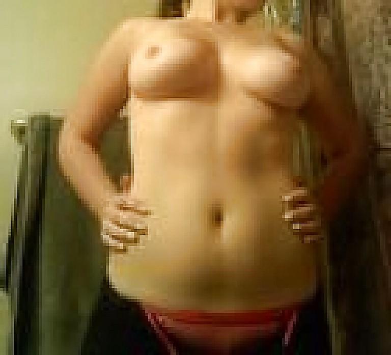 10P Girl Self Pics