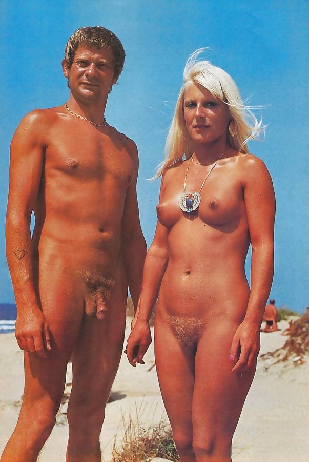 20P Nudist retro