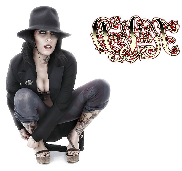 25P Kat Von D Foot Pics