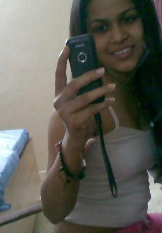 8P Desi girl Nanda