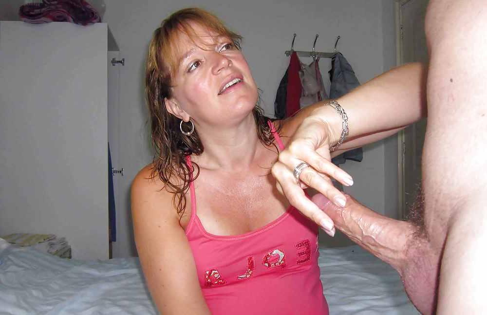 25P Slut on vacation