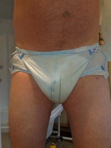 14P Kinky diaper pics..