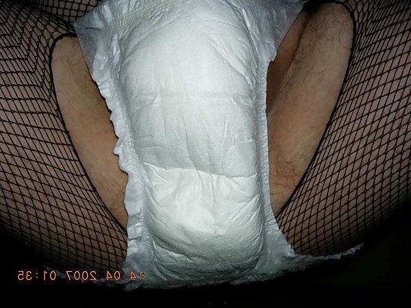 14P Kinky diaper pics..