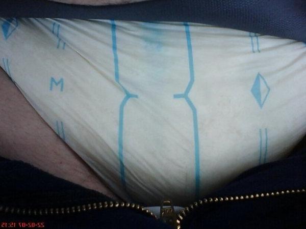 14P Kinky diaper pics..
