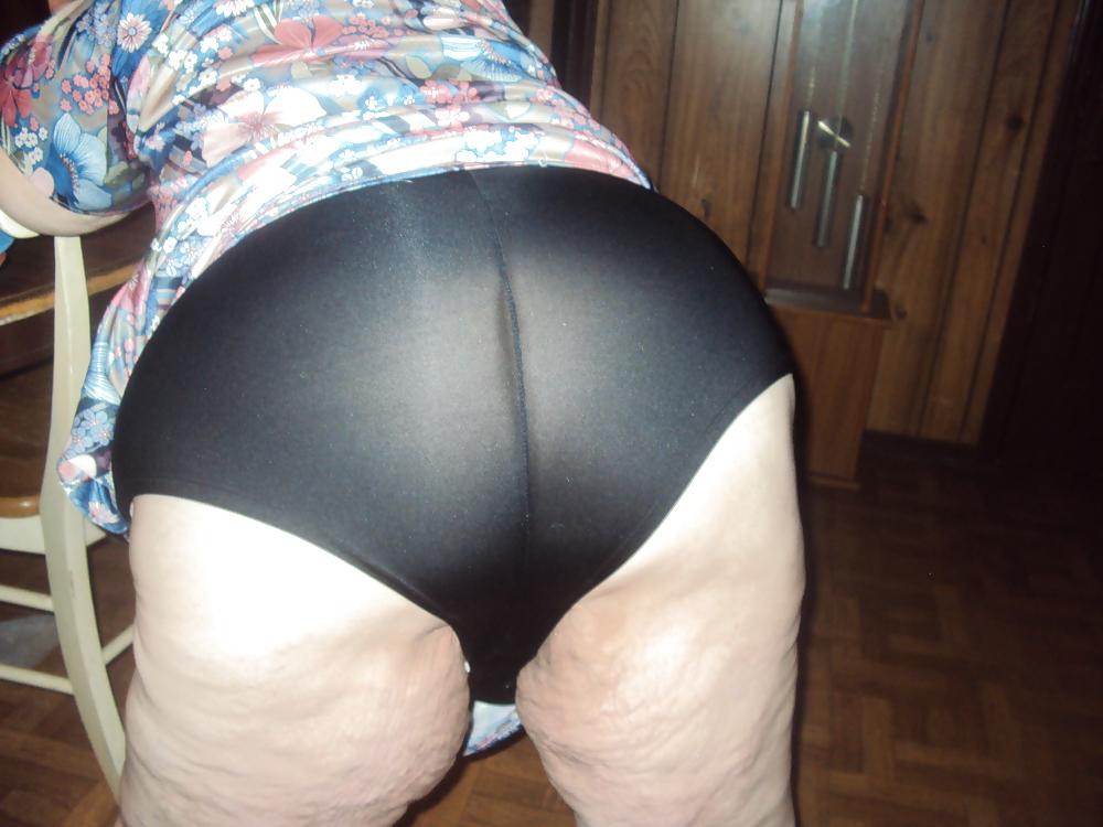 10P Black panties on her 