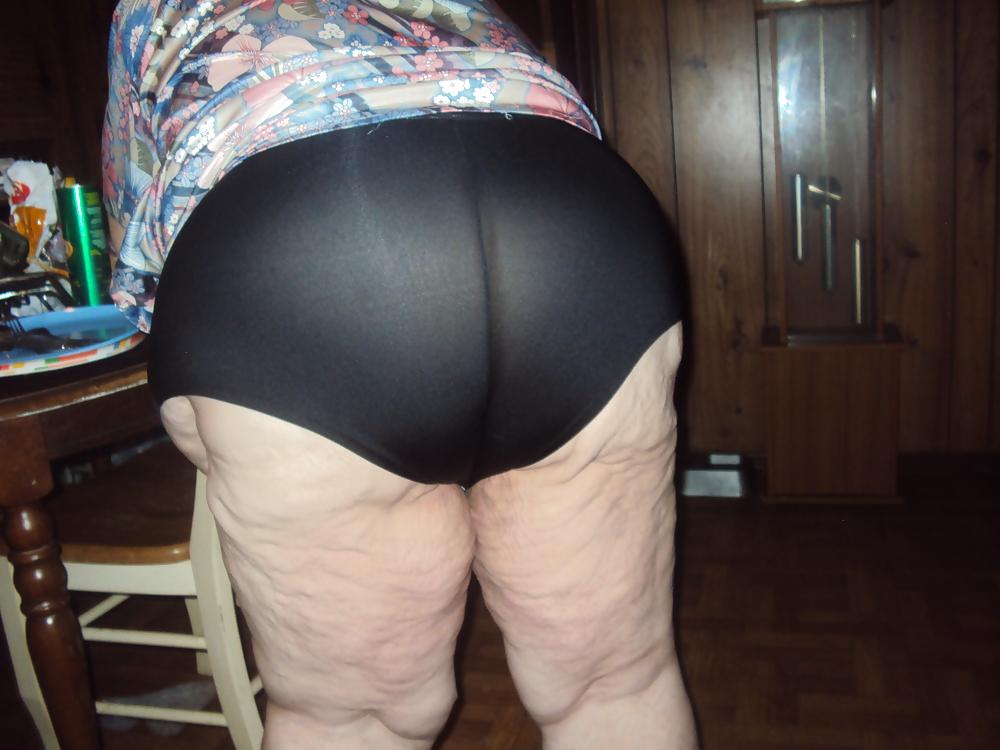 10P Black panties on her 