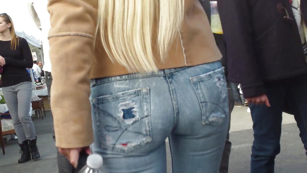 25P Blonde teen ass & butt in tight blue jeans