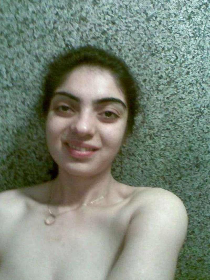 17P Desi babe Rasia 