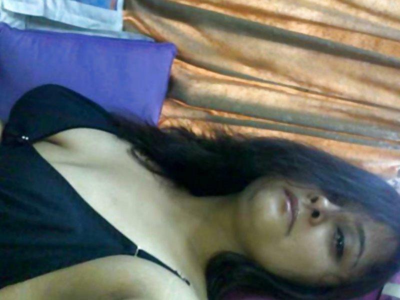 25P Desi babe Ananya 