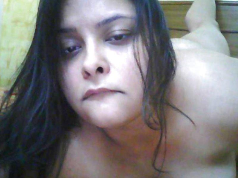 25P Desi babe Ananya 