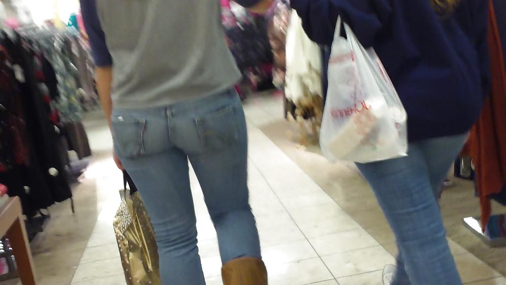 25P Teen ass & butt in blue jeans looking sexy