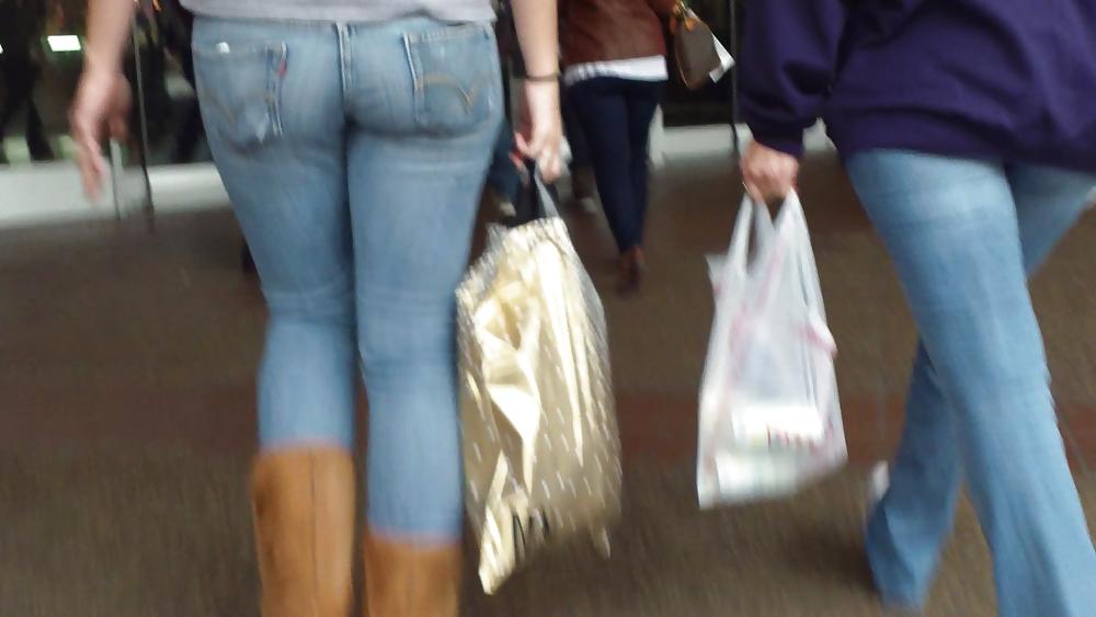 25P Teen ass & butt in blue jeans looking sexy