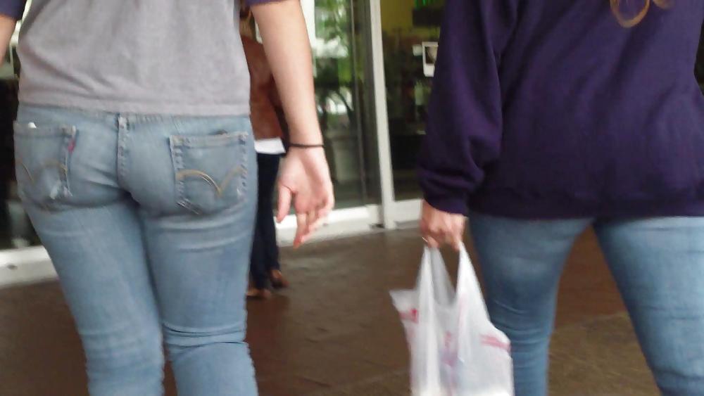 25P Teen ass & butt in blue jeans looking sexy