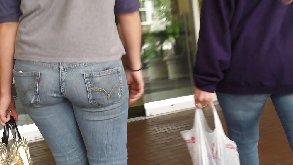 25P Teen ass & butt in blue jeans looking sexy