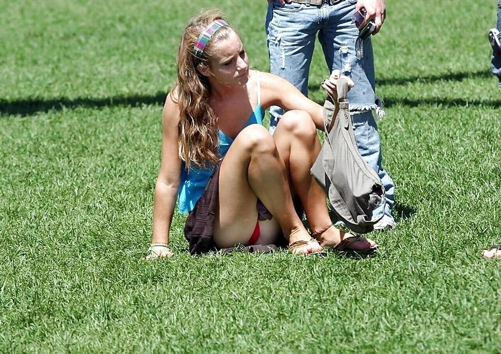 25P Real Upskirt - 7