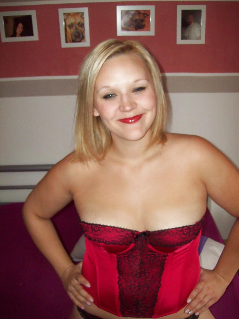 25P Blonde Foot Fetish Slut From,SmutDates