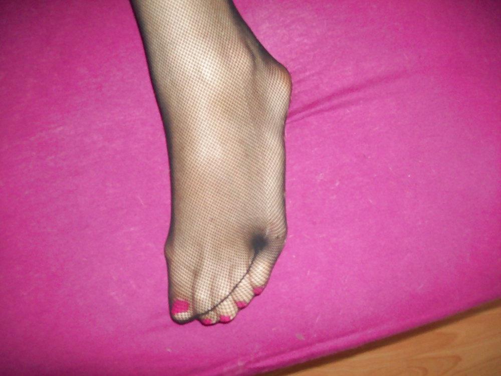 25P Blonde Foot Fetish Slut From,SmutDates