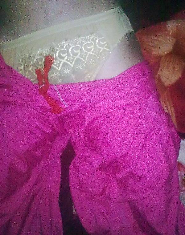 25P INDIAN DESI BABES UNDERCOVER (UPDATED DAILY)
