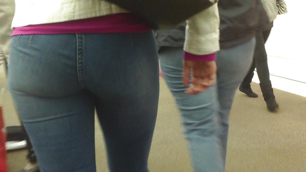 25P Smooth sexy teen ass & butt in tight blue jeans 