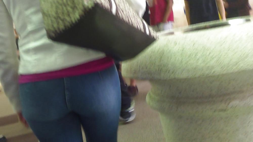 25P Smooth sexy teen ass & butt in tight blue jeans 