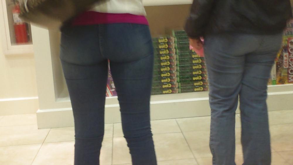 25P Smooth sexy teen ass & butt in tight blue jeans 