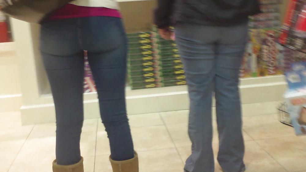 25P Smooth sexy teen ass & butt in tight blue jeans 