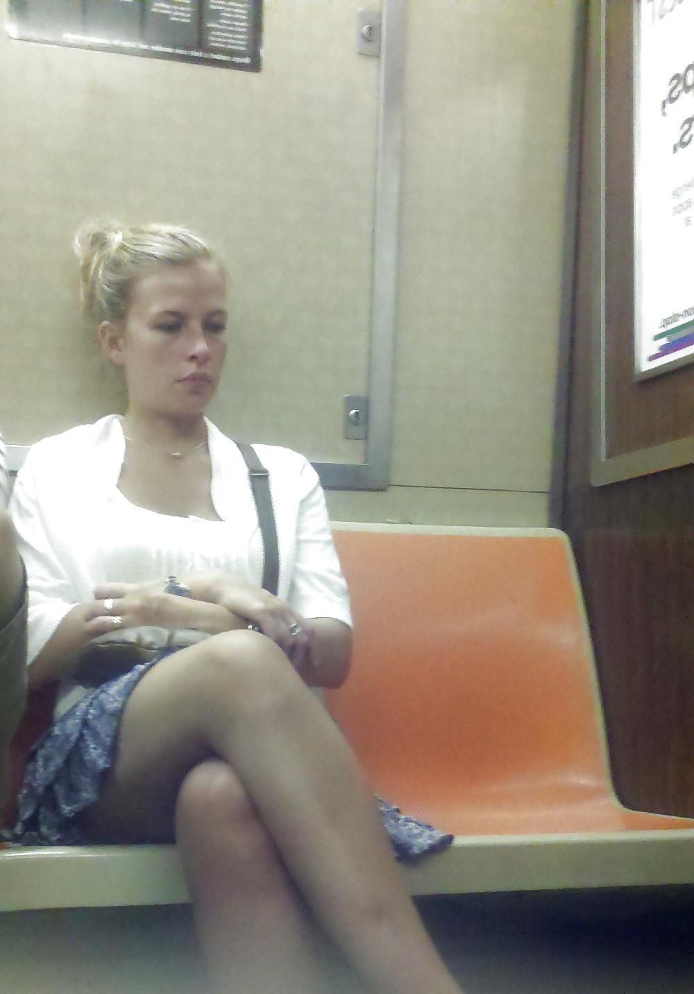 11P New York Subway Girls Compilation 1 - Legs and Thighs