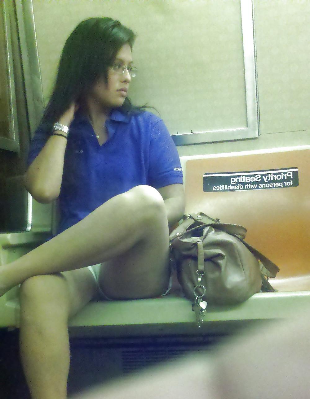11P New York Subway Girls Compilation 1 - Legs and Thighs