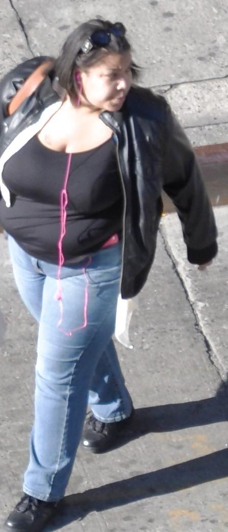 8P Harlem Girls in the Heat 420 New York - Will Run for Food
