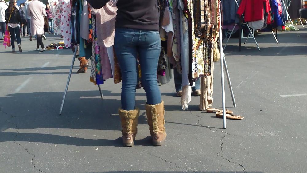 25P Sexy teen hippie butt & ass in blue jeans