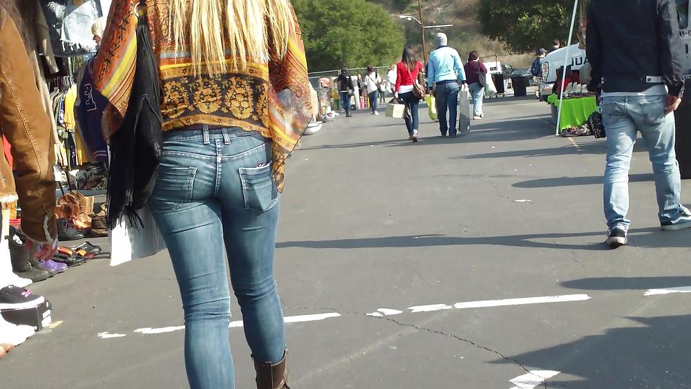 25P Sexy teen hippie butt & ass in blue jeans
