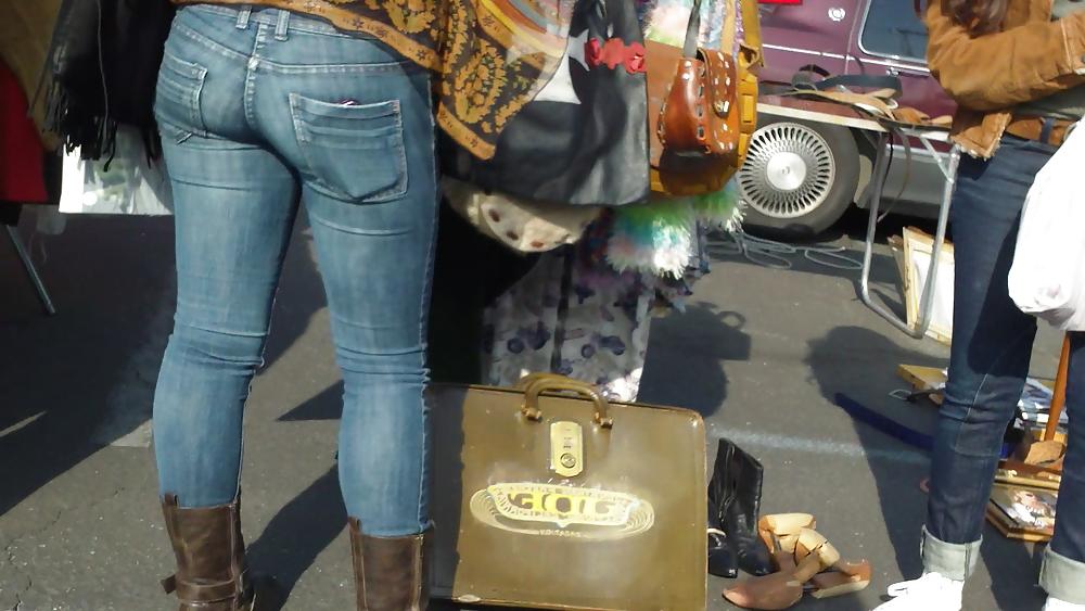 25P Sexy teen hippie butt & ass in blue jeans