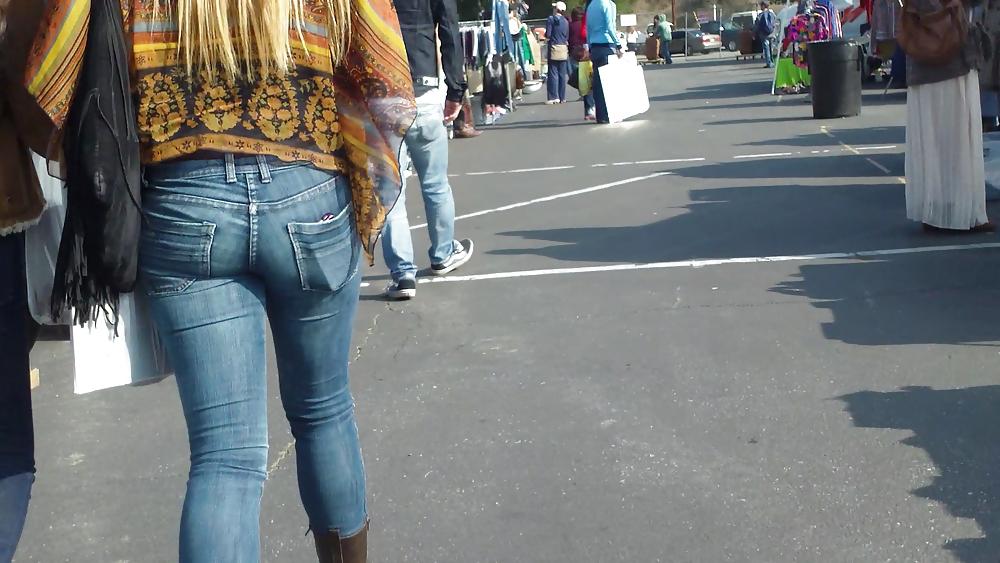 25P Sexy teen hippie butt & ass in blue jeans