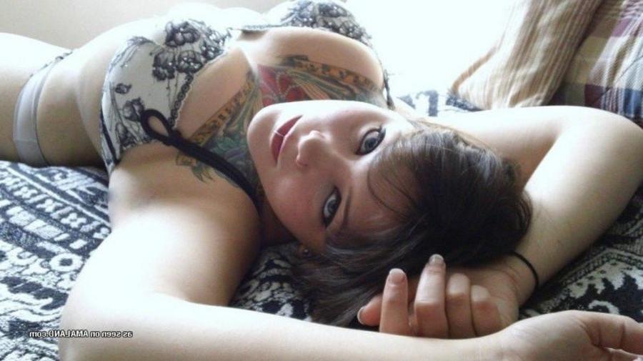 10P Compilation of naughty bbws posing slutty for their bfs