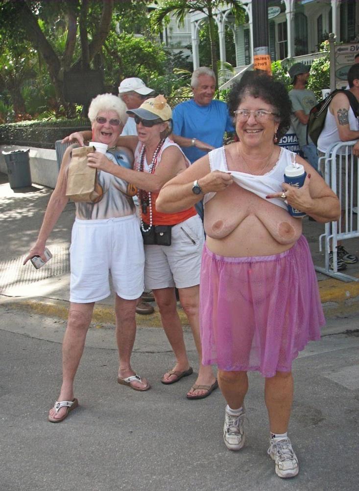 9P Very old grannies