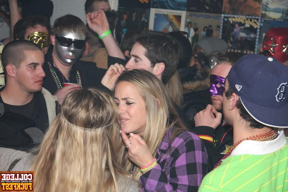 12P Awesome mardi gras party with plenty of super hot teen whores