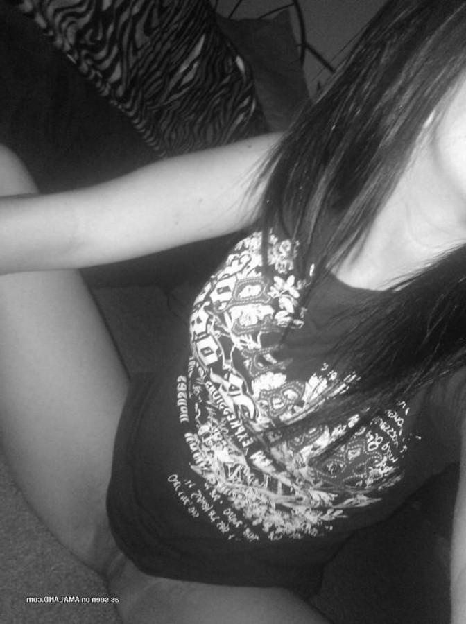 12P Compilation of an amateur hottie camwhoring in her underwear