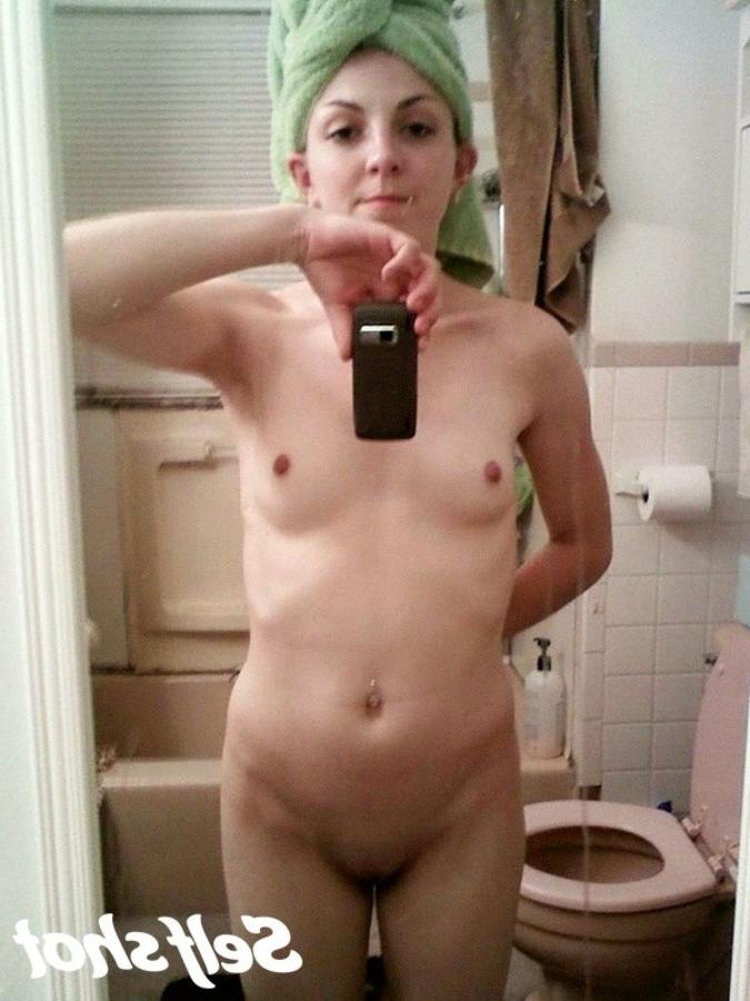 8P Busty amateur selfshot girls bouncing nude tits for you