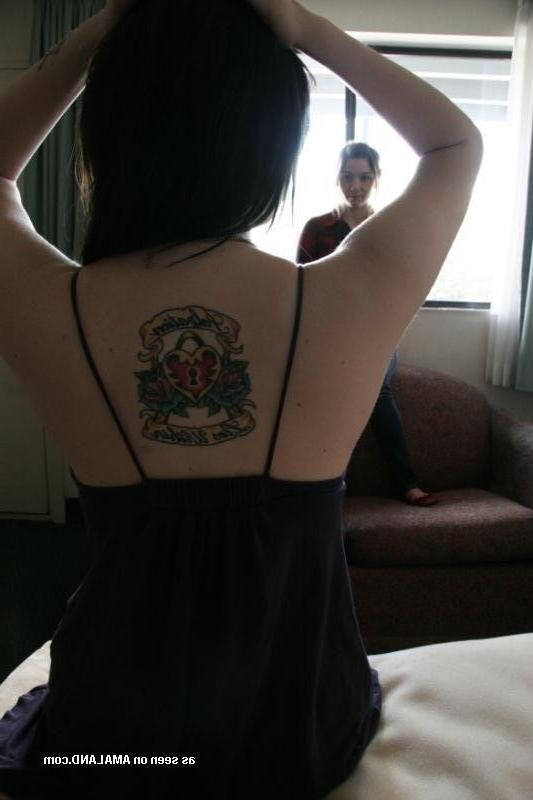 12P Sexy busty amateur inked punk rocker chick