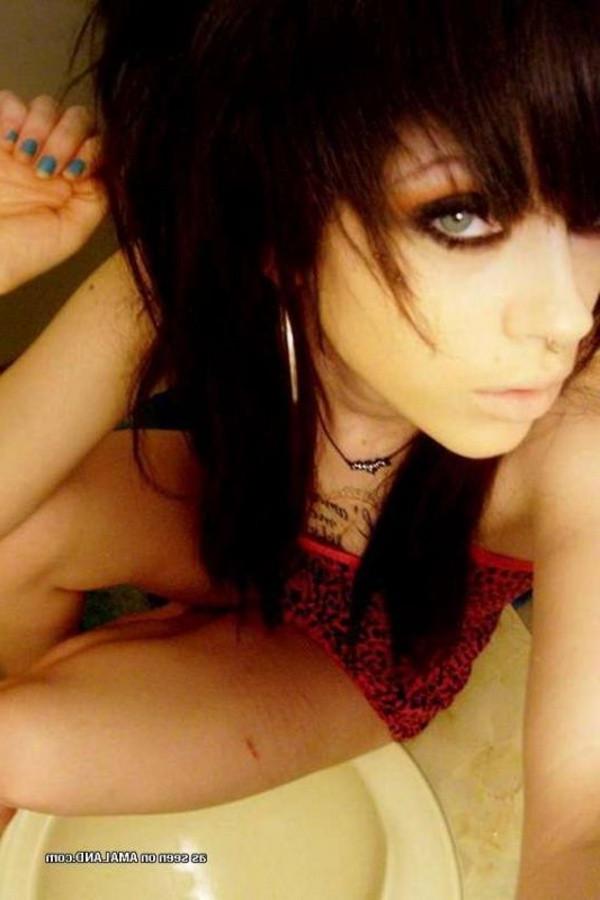 12P Nice pic compilation of lovely amateur babes selfshooting