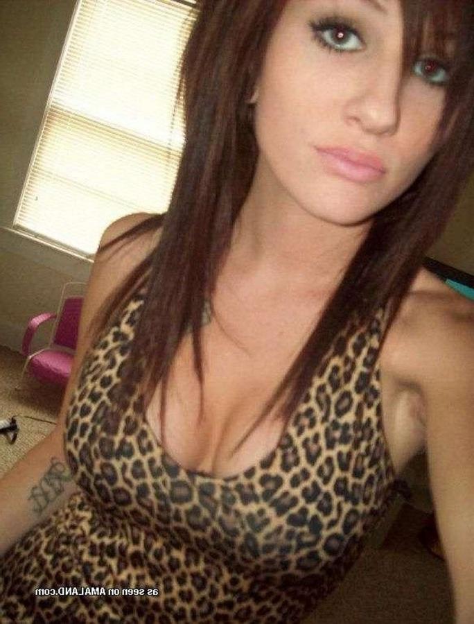 12P Nice pic compilation of lovely amateur babes selfshooting