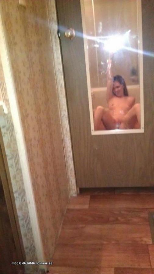 12P Nice photo compilation of a hot and kinky babe selfshooting