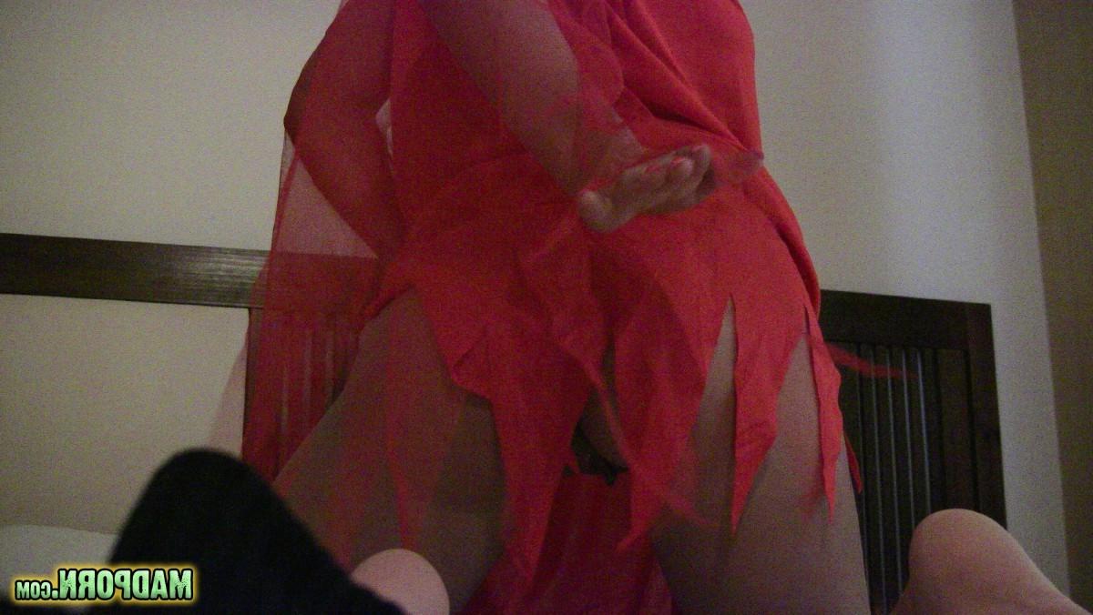 11P Hot halloween babe dressed up as a devil sucks her man's cock