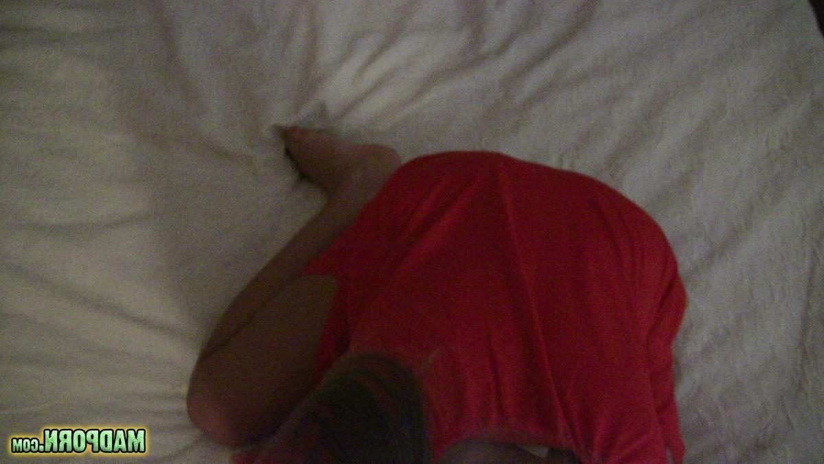 11P Hot halloween babe dressed up as a devil sucks her man's cock